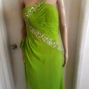 NINA AUSTIN  GREEN SILK CHIFFON ONE SHOULDER ASYMMETRICAL RUCHED BEADED DRESS M